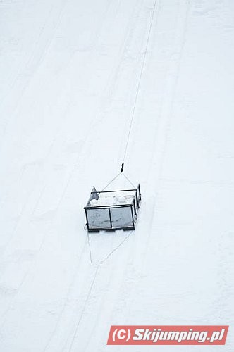 009 Wciąganie śniegu na skocznie